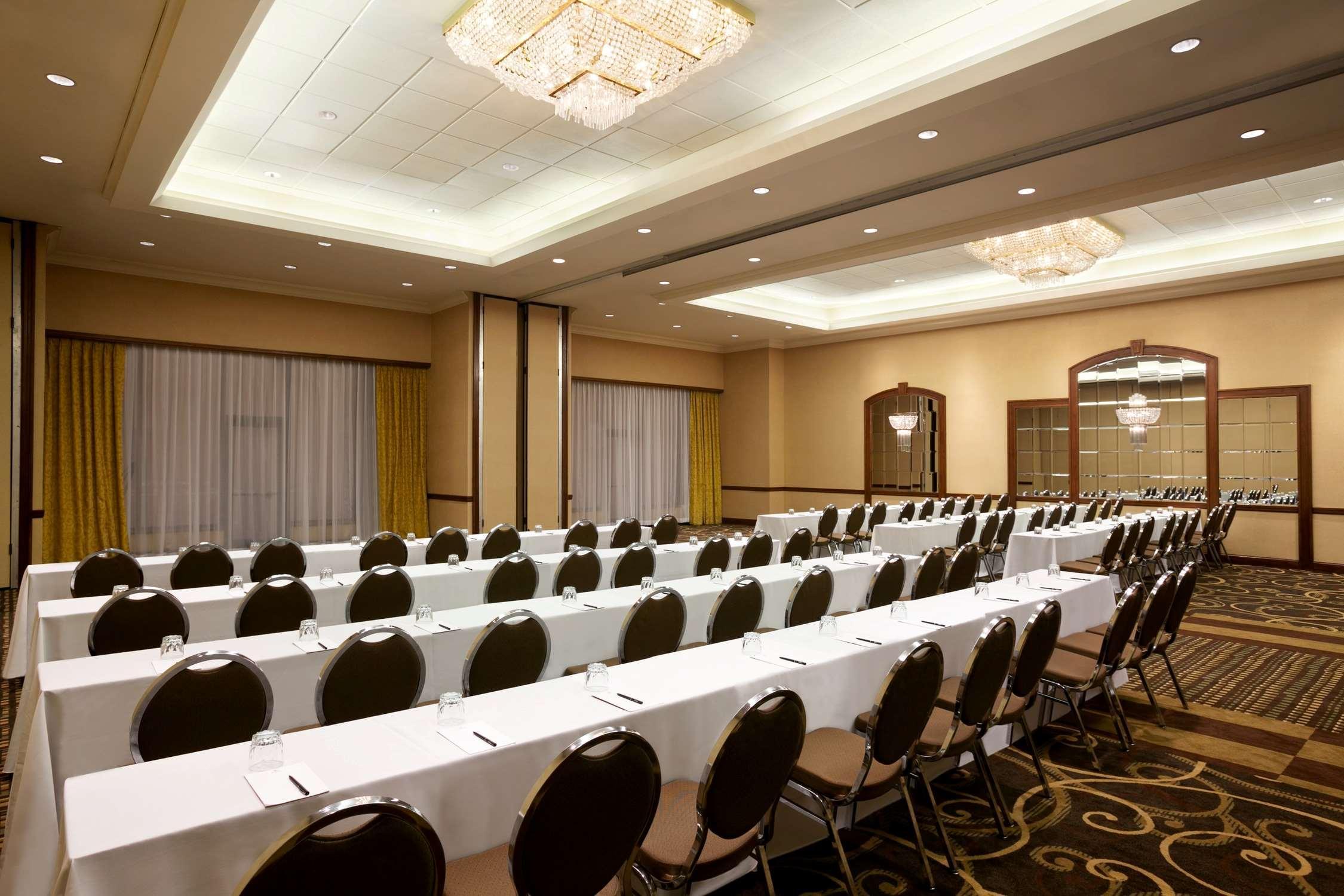 Hilton Memphis Hotel Bagian luar foto